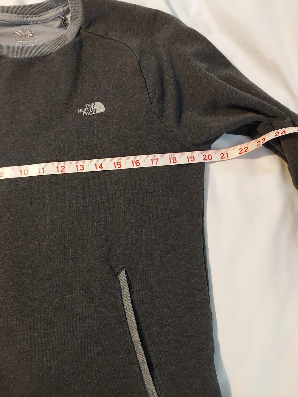 The North Face FlashDry Grey Crewneck Performance Sweatshirt S